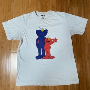 KAWS x Sesame Street Elmo Kaws Graphic Tee White Size Small